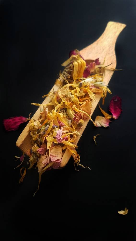 Newborn baby bath tea | botanical bath tea | herbal baby bath | relaxing bath blend | infant skin care | organic herbal tea blend | calming
