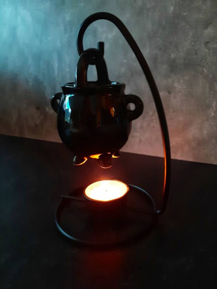 Hanging Cauldron Oil Burner with Stand – Ceramic Wax Melt Warmer & Tea Light Diffuser for Wiccan Altar, Spellwork, and Kitchen Witch Decor