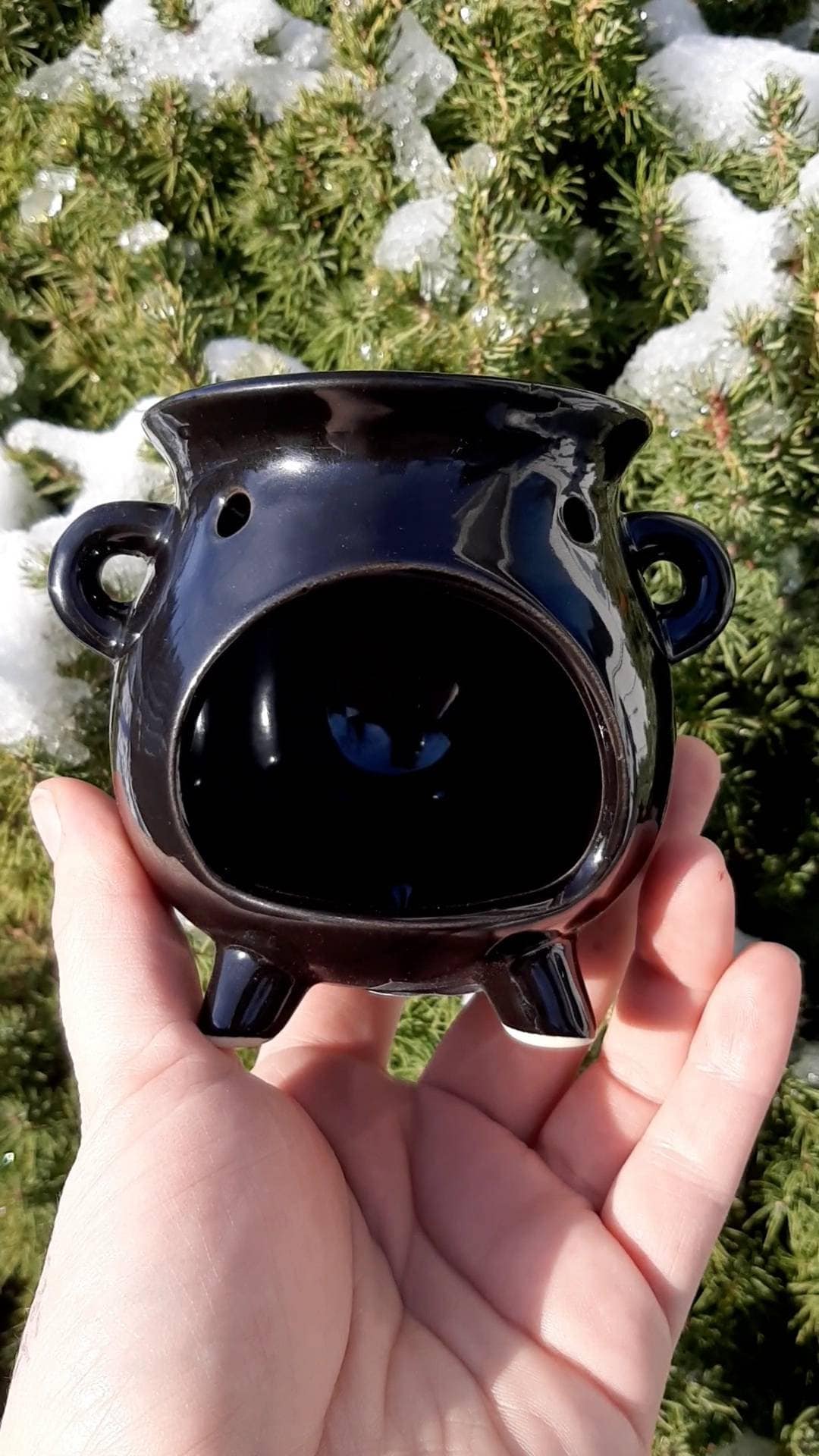 Witches Cauldron Ceramic Oil Burner, Tea Light Oil Diffuser Lamp for Wax Melts Warmer, kitchen witch decor, Wiccan Altar Herbal Spells