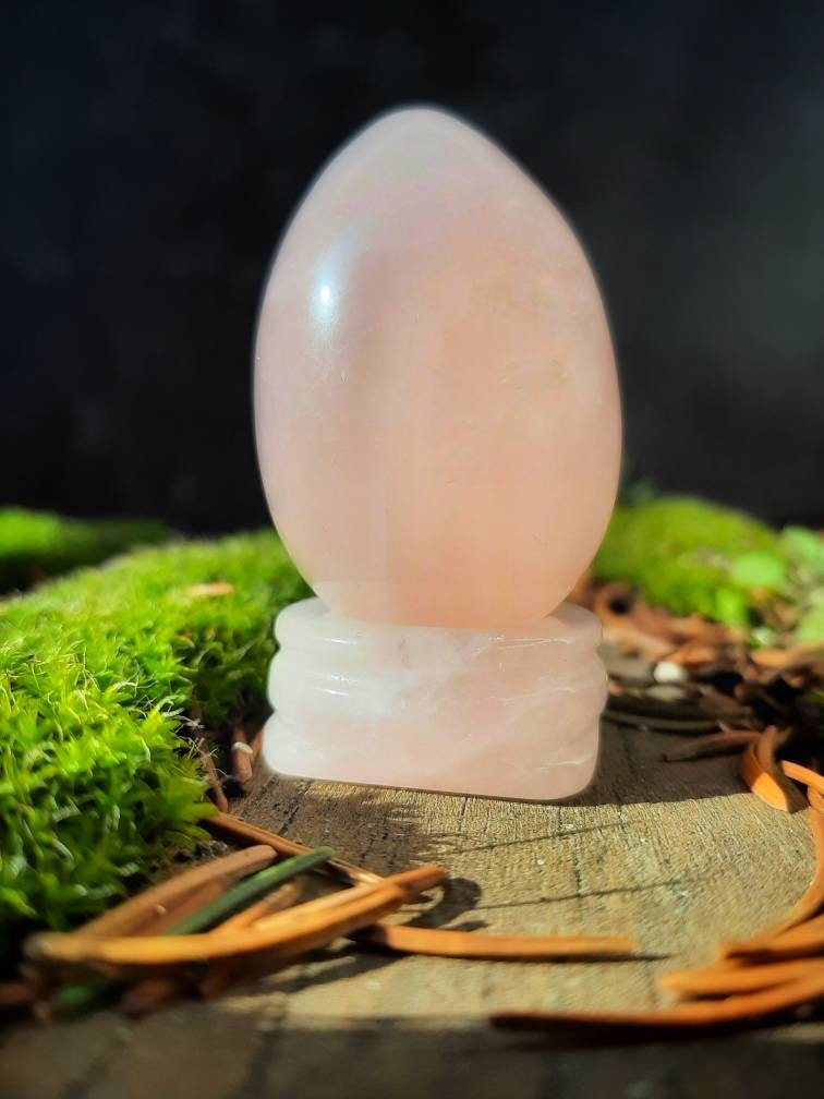 Crystal Easter Egg Palm Stone with Stand, Ostara natural stone fertility spell crystals, Egg hunt basket fillers, Eostre goddess altar decor