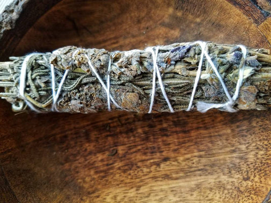 Wild Lavender Smudge Wand Smoke Cleansing Ritual House Smudging Cleanse Sage Sticks Natural Incense Smudging Dried Sage Herb Altar Tools
