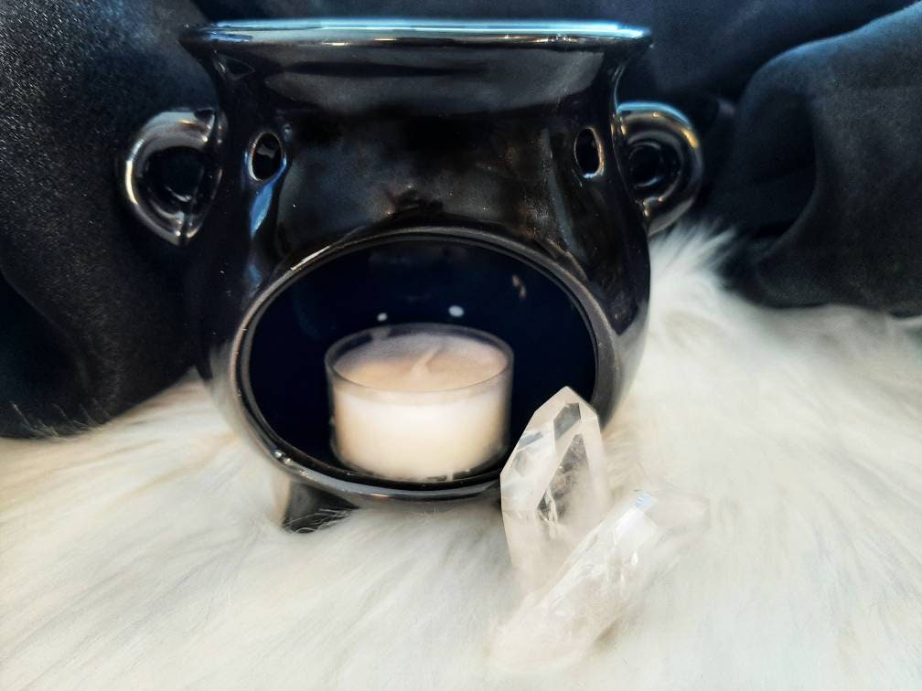 Witches Cauldron Ceramic Oil Burner, Tea Light Oil Diffuser Lamp for Wax Melts Warmer, kitchen witch decor, Wiccan Altar Herbal Spells