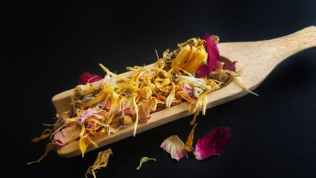 Newborn baby bath tea | botanical bath tea | herbal baby bath | relaxing bath blend | infant skin care | organic herbal tea blend | calming