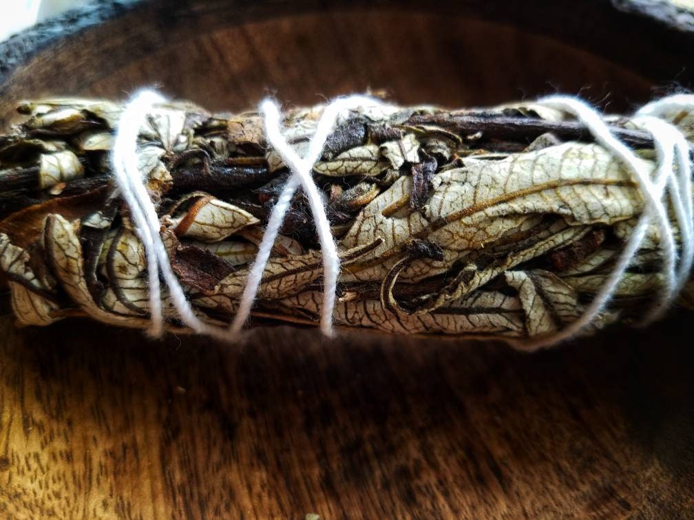 Yerba Santa Flower Smudge Wand Smoke Cleanse Ritual House Smudging Cleanse Sage Stick Natural Incense Smudging Dried Herb Bundle Altar Tools