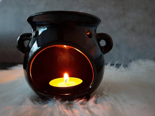 Witches Cauldron Ceramic Oil Burner, Tea Light Oil Diffuser Lamp for Wax Melts Warmer, kitchen witch decor, Wiccan Altar Herbal Spells