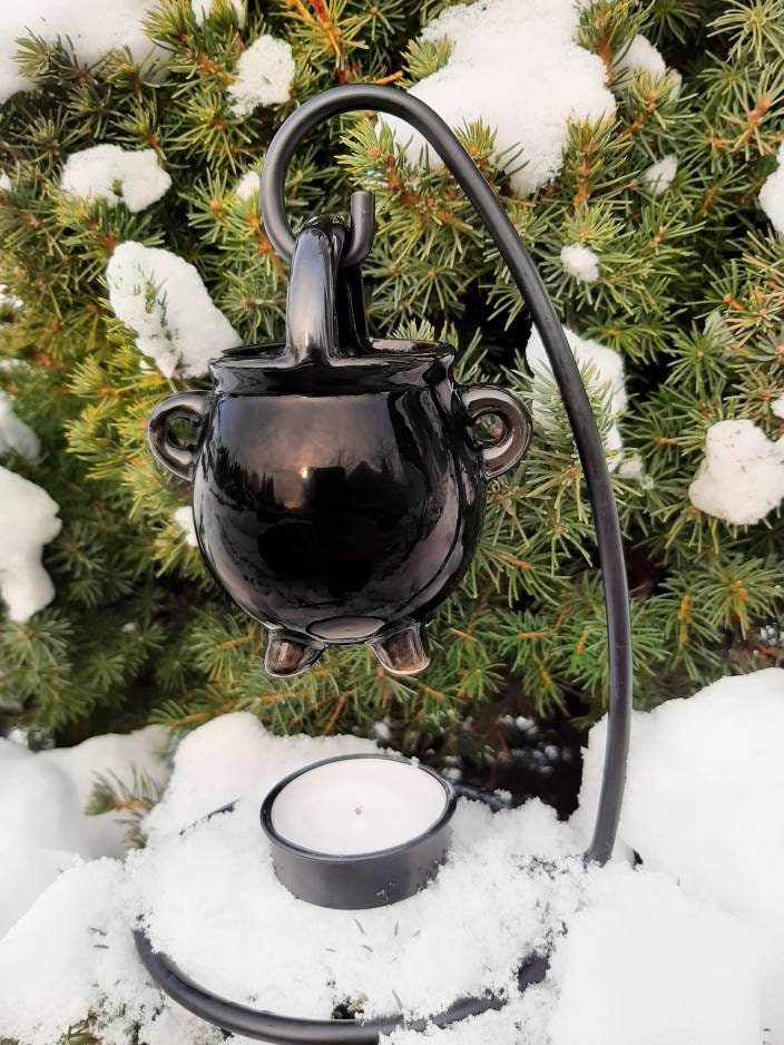 Hanging Cauldron Oil Burner with Stand – Ceramic Wax Melt Warmer & Tea Light Diffuser for Wiccan Altar, Spellwork, and Kitchen Witch Decor