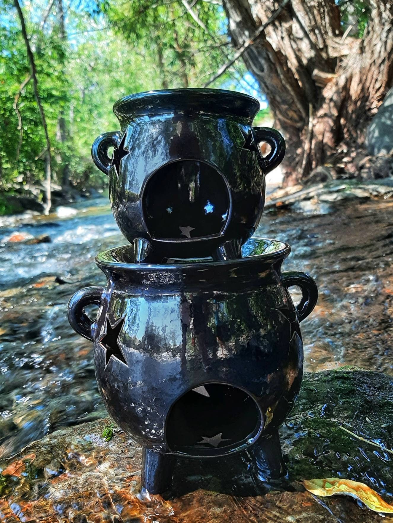 Witches Cauldron Ceramic Oil Burner, Tea Light Oil Diffuser Lamp for Wax Melts Warmer, kitchen witch decor, Wiccan Altar Herbal Spells