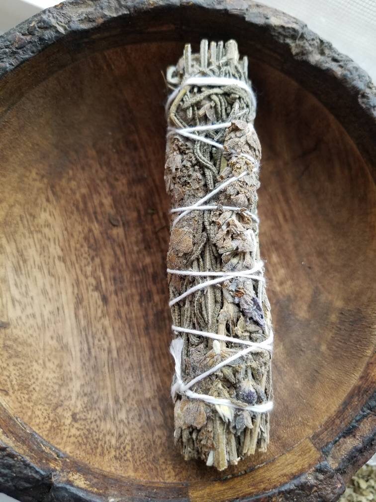 Wild Lavender Smudge Wand Smoke Cleansing Ritual House Smudging Cleanse Sage Sticks Natural Incense Smudging Dried Sage Herb Altar Tools