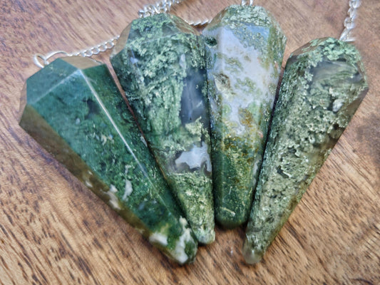 Natural Crystal Pendulums, Faceted Polished Dowsing Pendulum for Divination, Reiki Healing, Chakra Balancing and Spiritual Guidance Tools