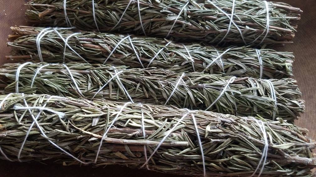 OREGANO Smudge Wand Smoke Cleansing Ritual House Smudging Sage Sticks Natural Incense Smudging Dried Herb Bundle Altar Tools Offerings