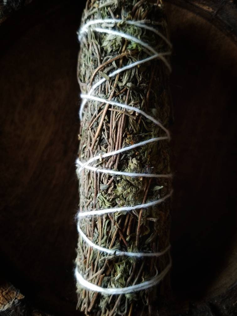 OREGANO Smudge Wand Smoke Cleansing Ritual House Smudging Sage Sticks Natural Incense Smudging Dried Herb Bundle Altar Tools Offerings