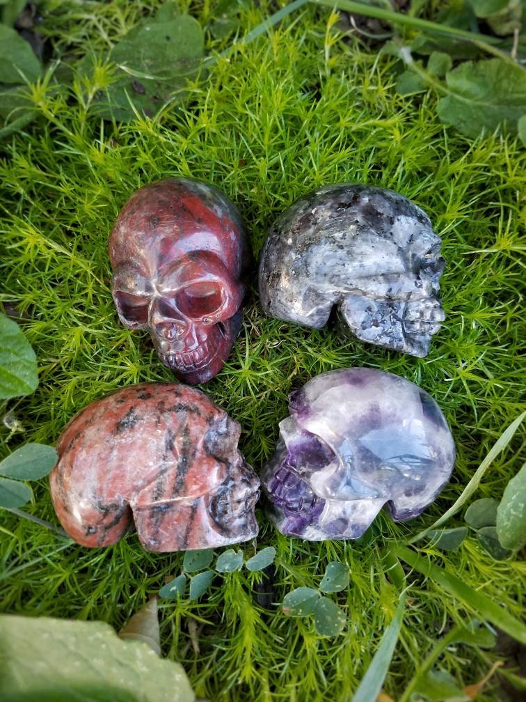 Crystal Skull Carving palm stone, Gothcore Aesthetic Altar Decor, Goth girl crystals, wire wrapping crafts, diy witch jewelry supply