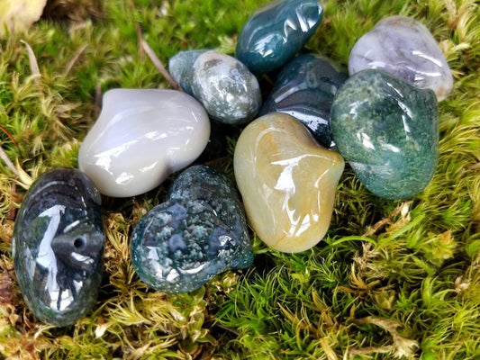 Crystal Heart Carving pocket stone, genuine stone meditation crystal, wire wrapping craft supplies, diy witch jewelry supply