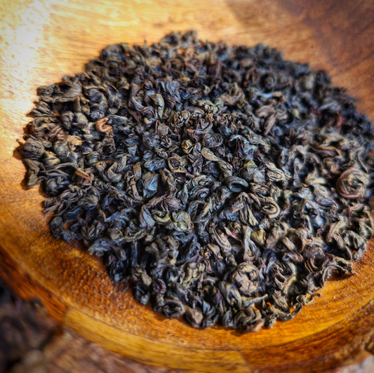 English Breakfast Black Tea Gourmet Organic Loose Leaf Tea, Tippy Golden Flowery Orange Pekoe Sample Gift for Tea Lover, Teas of the World