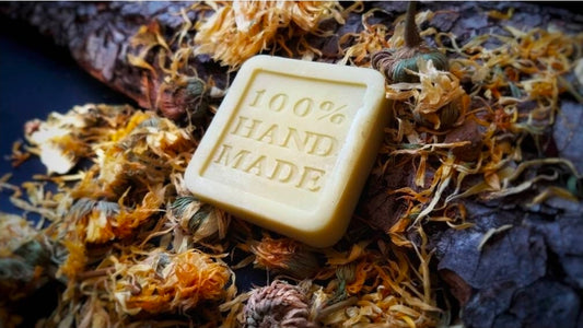Bug Bite Balm, Soothing Anti-Itch Salve for Bites & Irritated Skin, Natural Relief Herbal Ingredients, Travel Friendly Outdoor Enthusiasts